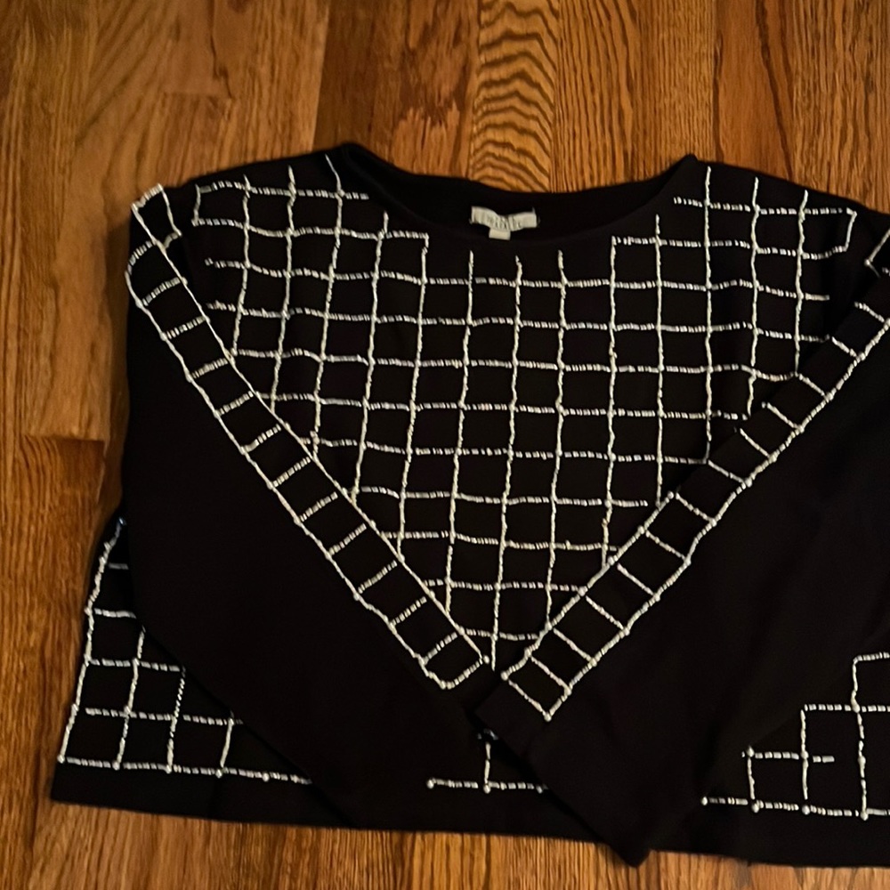 Zara black thick tee with beading